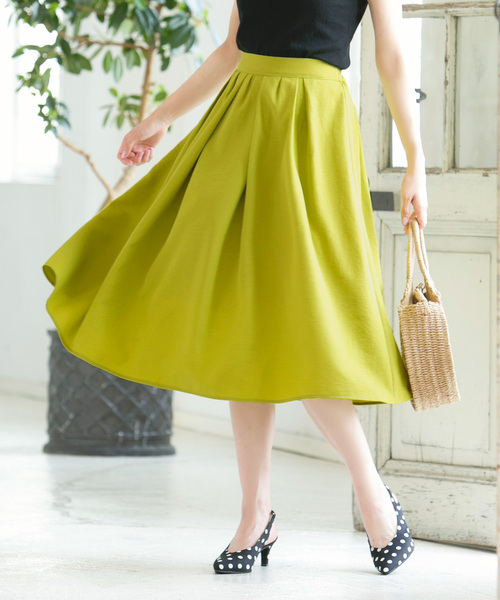 KOBE LETTUCE（コウベレタス）の「選べる2丈タックフレアスカート（スカート・レディース・ブラック/ネイビー/レッド/オフホワイト/サックスブルー/イエロー/グレー系その他/グリーン系その他/キャメル/プラム/グリーン/ピンク/モスグリーン/パープル/ブラウン/シルバー/ブルー系その他/ピンク系その他/ベージュ/アイボリー/オレンジ・FREE/ｼｮｰﾄ/ﾛﾝｸﾞ）」の9枚目の写真