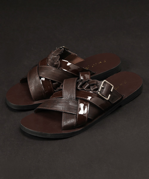 CIAOPANIC(チャオパニック)の「(WEB限定)【1 to 10 people】編みこみサンダル(サンダル・メンズ・ブラック/ダークブラウン/ワインレッド・MEDIUM/LARGE)」の2枚目の写真