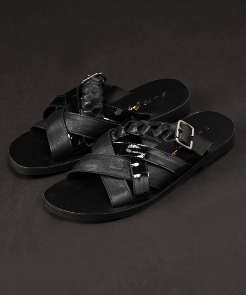 CIAOPANIC(チャオパニック)の「(WEB限定)【1 to 10 people】編みこみサンダル(サンダル・メンズ・ブラック/ダークブラウン/ワインレッド・MEDIUM/LARGE)」の1枚目の写真