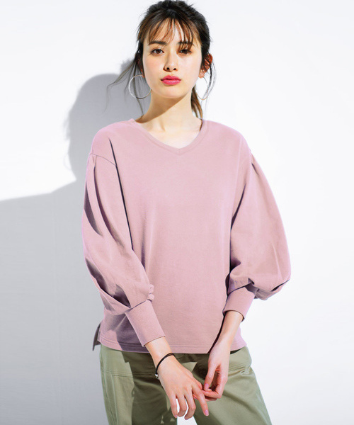 IEDIT(イディット)の「IEDIT コットン100%のVネックスウェットトップス(スウェット・レディース・ベージュ/ネイビー/ピンク/ブルーグリーン/マスタード/カーキ/グレー/チャコールグレー・SMALL/MEDIUM/LARGE/X-LARGE/XX-LARGE)」の10枚目の写真