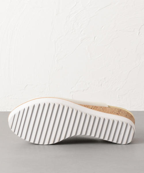 ODETTE E ODILE(オデットエオディール)の「OFC プレーンミュールウェッジ サンダル65(サンダル・レディース・ベージュ/ホワイト/ブラック/シルバー・35/37/36)」の10枚目の写真