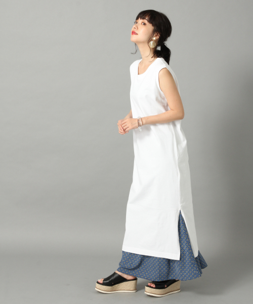 LOWRYS FARM(ローリーズファーム)の「USAコットンワンピースノースリーブ 819829(ワンピース・レディース・ベージュ/チャコールグレー/オフホワイト/ブラウン/ブラック・FREE)」の9枚目の写真