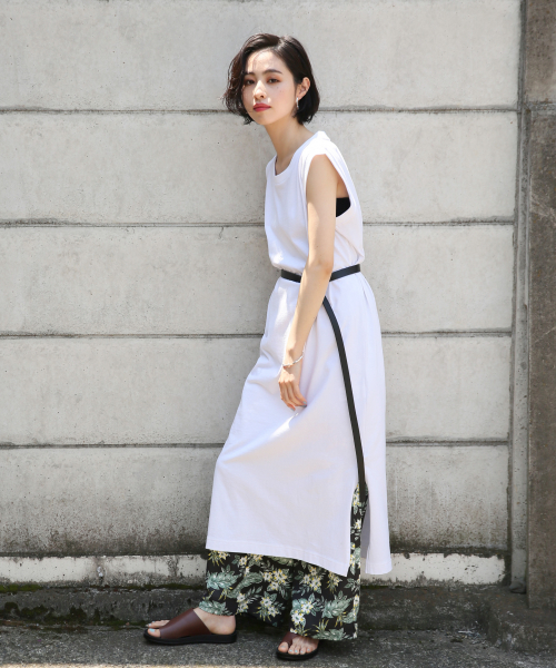 LOWRYS FARM(ローリーズファーム)の「USAコットンワンピースノースリーブ 819829(ワンピース・レディース・ベージュ/チャコールグレー/オフホワイト/ブラウン/ブラック・FREE)」の7枚目の写真