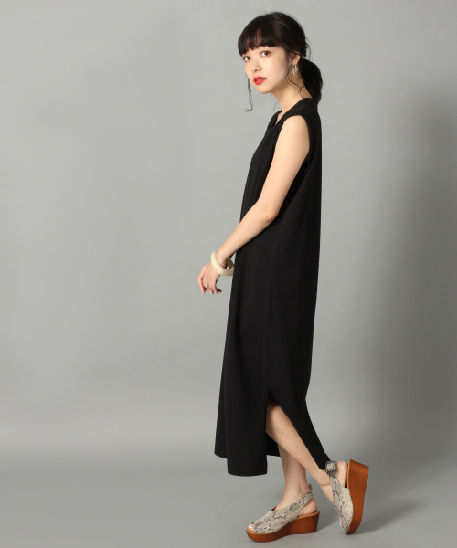 LOWRYS FARM(ローリーズファーム)の「USAコットンワンピースノースリーブ 819829(ワンピース・レディース・ベージュ/チャコールグレー/オフホワイト/ブラウン/ブラック・FREE)」の6枚目の写真