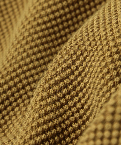 crepuscule（クレプスキュール）の「crepuscule: 【エクスクルーシブ】 Vネック カーディガン（カーディガン/ボレロ・メンズ・ベージュ/カーキ・1/2）」の8枚目の写真