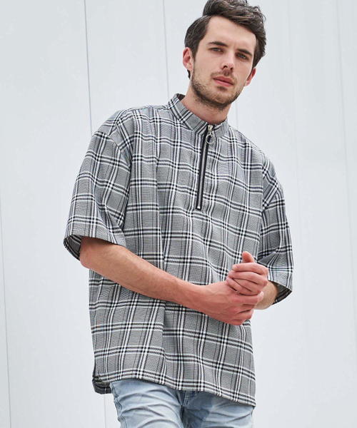 Luv maison（ラブメゾン）の「グレンチェックスタンドジップ 半袖シャツ（シャツ/ブラウス・メンズ・グレー・L/M）」の3枚目の写真