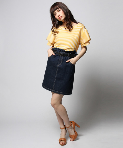 ROSE BUD（ローズバッド）の「LCTT-141120 C/N RUFFLE/S P/O（Tシャツ/カットソー・レディース・ホワイト/ネイビー/ホワイト×イエロー/ホワイト×ブルー/ブルー/レッド/ホワイト×ブラック・ONE SIZE）」の8枚目の写真