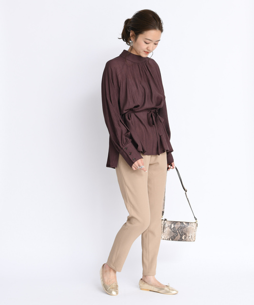 DouDou（ドゥドゥ）の「ハイネックボリュームBL（シャツ/ブラウス・レディース・ベージュ/ブラウン・FREE）」の8枚目の写真