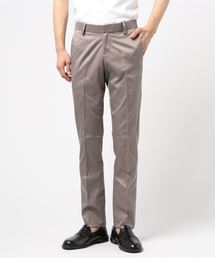 REGIEVO�i���W�G�{�j�́u�^�C�g�ŃX�����ȃh���X�p���c�i�X���b�N�X�j�v