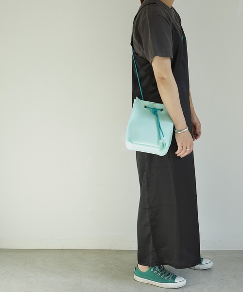 ONE DAY KMC (ワンデイケーエムシー)の「amplee / Colon(ショルダーバッグ・メンズ・ネイビー/ピンク/イエロー/エメラルド/ブラック・FREE)」の8枚目の写真
