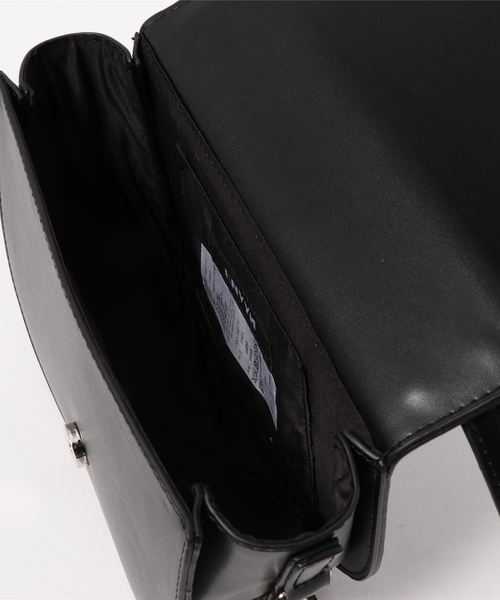 ENVYM（アンビー）の「チェーンデザインＢａｇ（ショルダーバッグ・レディース・ブラック・FREE）」の4枚目の写真