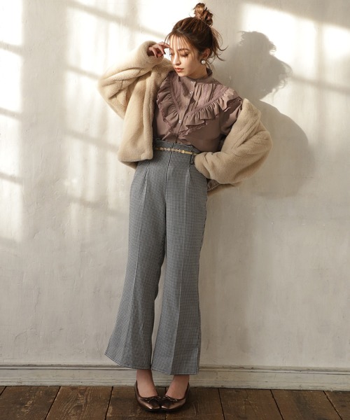 one after another NICE CLAUP(ワンアフターアナザーナイスクラップ)の「プチハイネックフリルブラウス(シャツ/ブラウス・レディース・アイボリー/ブラウン/モカ・FREE)」の6枚目の写真