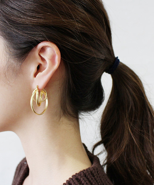 セール 3連風マットデザインフープピアス ピアス 両耳用 Mode Robe モードローブ のファッション通販 Zozotown