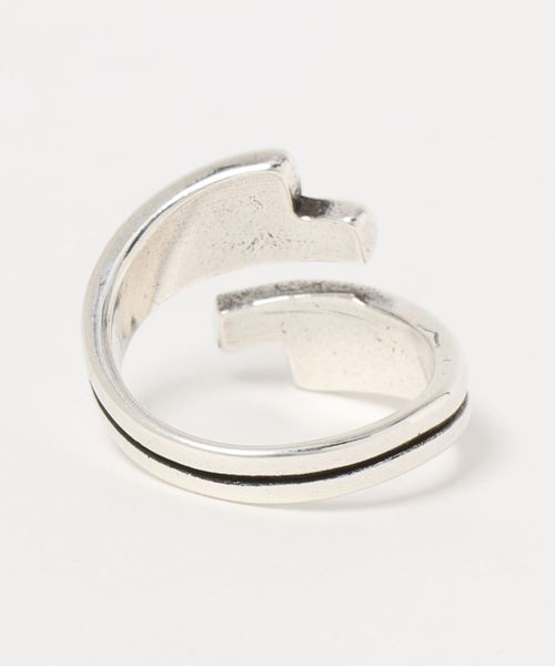 Fun & Daily（ファンアンドデイリー）の「F&D : ツインラインリング（リング・レディース・シルバー・FREE）」の2枚目の写真