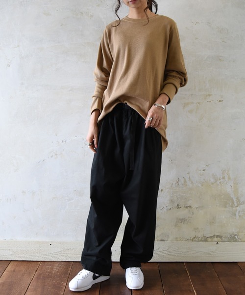 and it_（アンドイット）の「ワンタッチベルトイージーバルーンパンツ（その他パンツ・レディース・ブラック/ベージュ/カーキ・L/LL/3L/4L/M）」の17枚目の写真