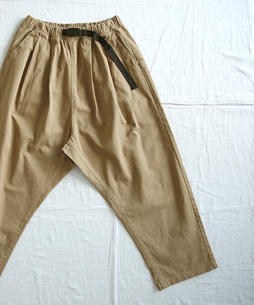 and it_（アンドイット）の「ワンタッチベルトイージーバルーンパンツ（その他パンツ・レディース・ブラック/ベージュ/カーキ・L/LL/3L/4L/M）」の9枚目の写真