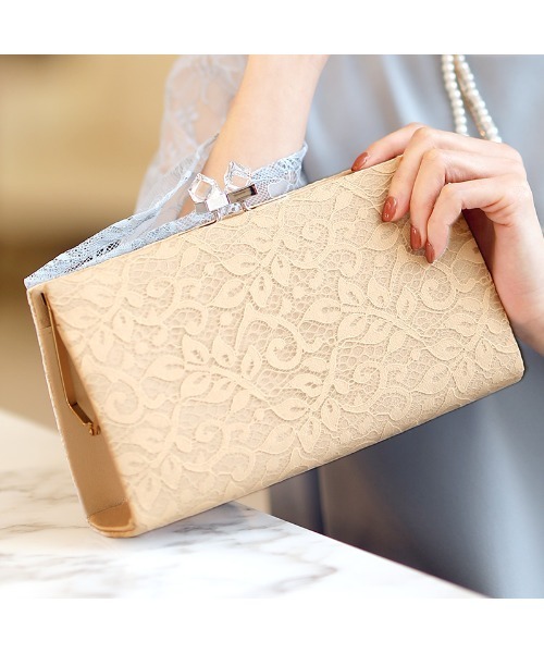 PourVous（プールヴー）の「リーフレースクラッチバッグ 結婚式 同窓会 オケージョン 二次会（クラッチバッグ・レディース・シルバー/ブラック/ベージュ・FREE）」の3枚目の写真