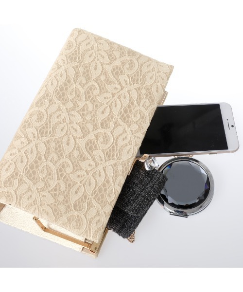 PourVous（プールヴー）の「リーフレースクラッチバッグ 結婚式 同窓会 オケージョン 二次会（クラッチバッグ・レディース・シルバー/ブラック/ベージュ・FREE）」の8枚目の写真