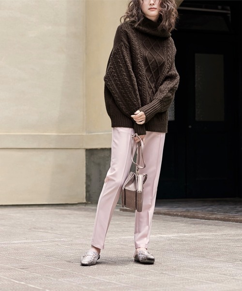 UR'S(ユアーズ)の「ケーブル編ボトルネックニットプルオーバー(ニット/セーター・レディース・ブラウン/オフホワイト/ライトベージュ/グレイッシュベージュ/ライトグレー・L/S/M)」の16枚目の写真