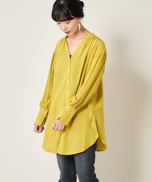 SHENERY(シーナリー)の「2WAYギャザーチュニックブラウス(シャツ/ブラウス・レディース・ブラック/オフホワイト/イエロー・FREE)」の13枚目の写真