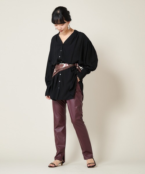 SHENERY(シーナリー)の「2WAYギャザーチュニックブラウス(シャツ/ブラウス・レディース・ブラック/オフホワイト/イエロー・FREE)」の22枚目の写真