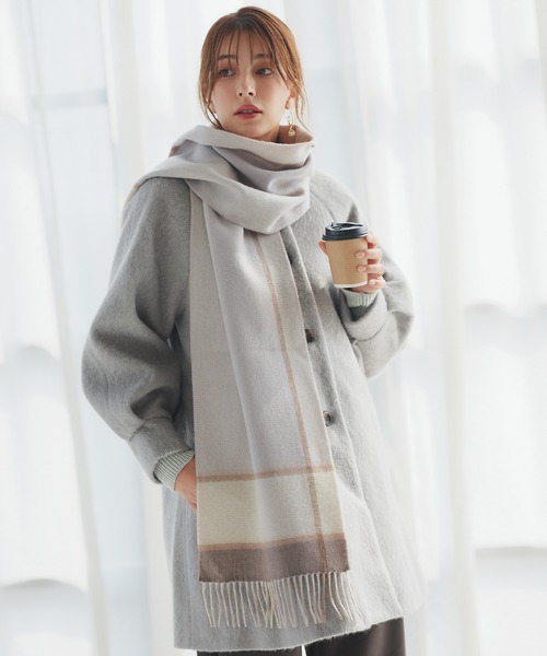 macocca（マコッカ）の「内モンゴル産 カシミヤ100％ チェック リバーシブル マフラー（マフラー・レディース・ブラウン/グレー/レッド/ブルー/アイボリー/ブラック/ピンク/パープル/ライトピンク/サックスブルー/ターコイズブルー/ライトグレー/ベージュ/グレー系その他/ブラウン系その他/イエロー・FREE）」の7枚目の写真
