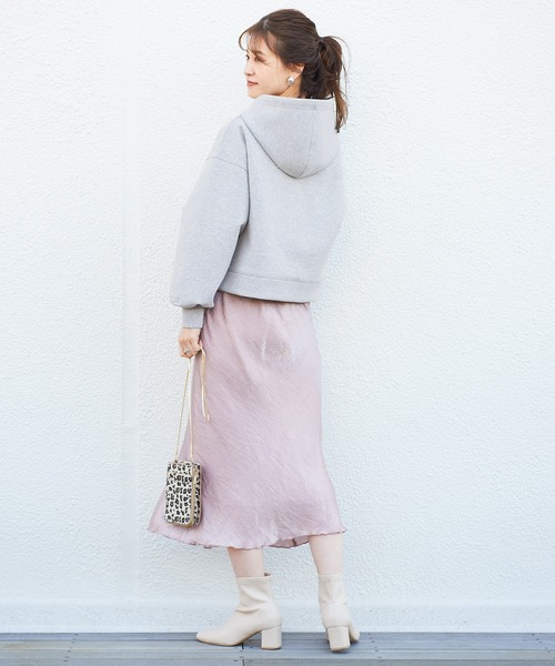 one after another NICE CLAUP(ワンアフターアナザーナイスクラップ)の「ショートパーカー(パーカー・レディース・ブラック/グレー/ピンク/アイボリー/ピンクベージュ・FREE)」の17枚目の写真