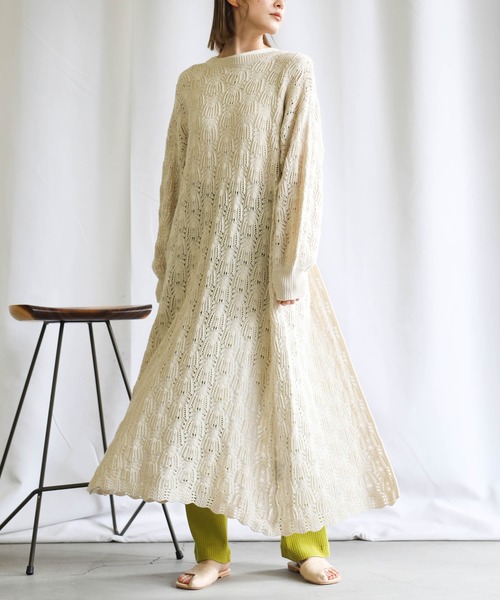 select MOCA(セレクトモカ)の「2021 SS 2WAY透かし編みスリットワンピース(ワンピース・レディース・ブルー/ライトグリーン/アイボリー・FREE)」の2枚目の写真