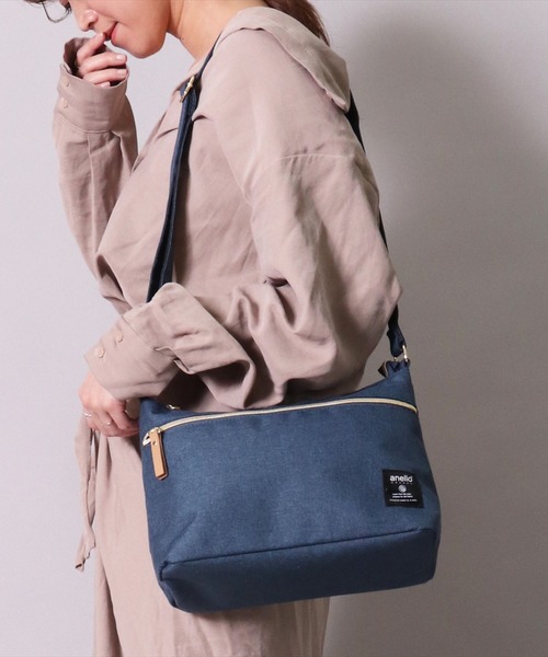 anello(アネロ)の「(LF)【anello】多収納 7ポケット ショルダーバッグ(ショルダーバッグ・レディース・ブラック/ベージュ/グレー/ピンク/ダークブルー・ONE SIZE)」の4枚目の写真