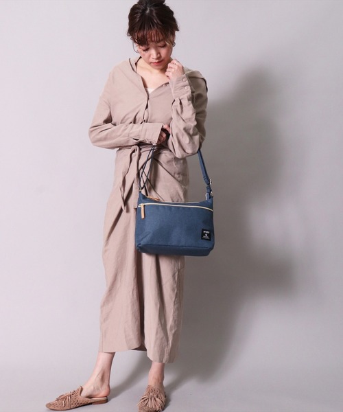 anello(アネロ)の「(LF)【anello】多収納 7ポケット ショルダーバッグ(ショルダーバッグ・レディース・ブラック/ベージュ/グレー/ピンク/ダークブルー・ONE SIZE)」の6枚目の写真