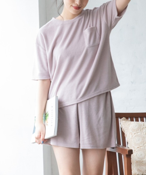 Mysa&Liina（ミーサリーナ）の「【ルームウェア】パイルTシャツ×ショートパンツＳＥＴ（ルームウェア/パジャマ・レディース・チャコールグレー/ベージュ/ラベンダー/ピンクベージュ・M/L）」の4枚目の写真
