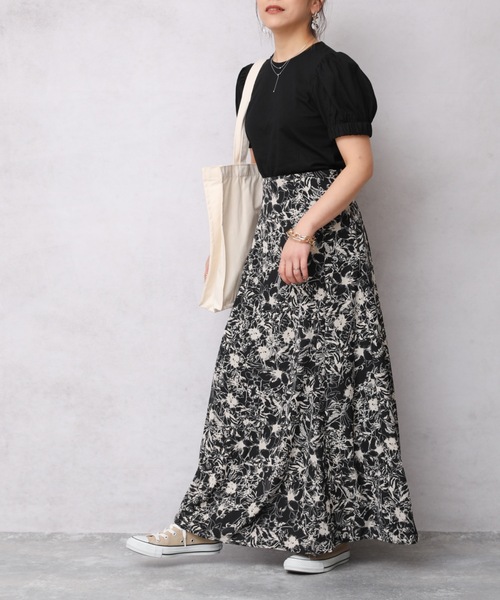 ap retro(アプレトロ)の「ボリュームギャザースリーブカットソー【ZOZO限定アイテム】(Tシャツ/カットソー・レディース・ホワイト/ブラック・FREE)」の17枚目の写真