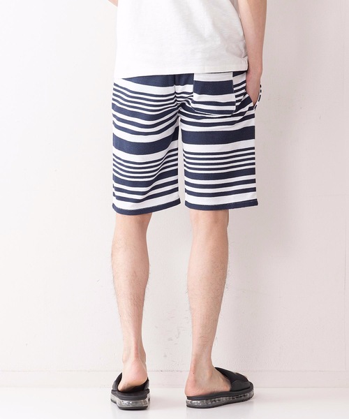 Blue Standard (ブルースタンダード)の「【BLUE STANDARD】ボーダー フォト リーフ 総柄ショーツ(その他パンツ・メンズ・ブルー/スミクロ/グリーン/チャコールグレー/ホワイト/ネイビー/レッド/インディゴブルー・LARGE/MEDIUM/X-LARGE)」の13枚目の写真