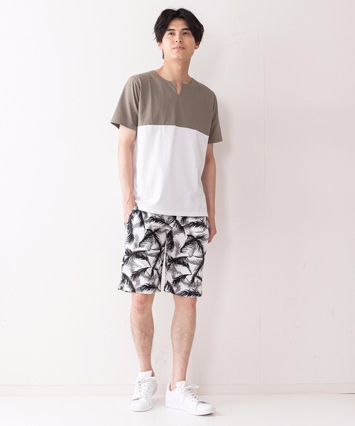 Blue Standard (ブルースタンダード)の「【BLUE STANDARD】ボーダー フォト リーフ 総柄ショーツ(その他パンツ・メンズ・ブルー/スミクロ/グリーン/チャコールグレー/ホワイト/ネイビー/レッド/インディゴブルー・LARGE/MEDIUM/X-LARGE)」の16枚目の写真