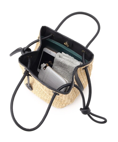 AG by aquagirl（エージーバイアクアガール）の「◆PPクルミハトメ巾着（トートバッグ・レディース・キャメル/ブラック/オフホワイト・00）」の9枚目の写真