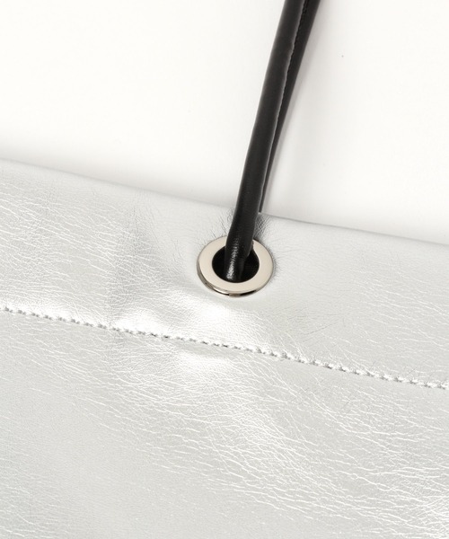 LAKOLE（ラコレ）の「アソートスクエアトートバッグ / 945459（トートバッグ・レディース・オフホワイト/その他1/ブラック/ロイヤルブルー・FREE）」の17枚目の写真