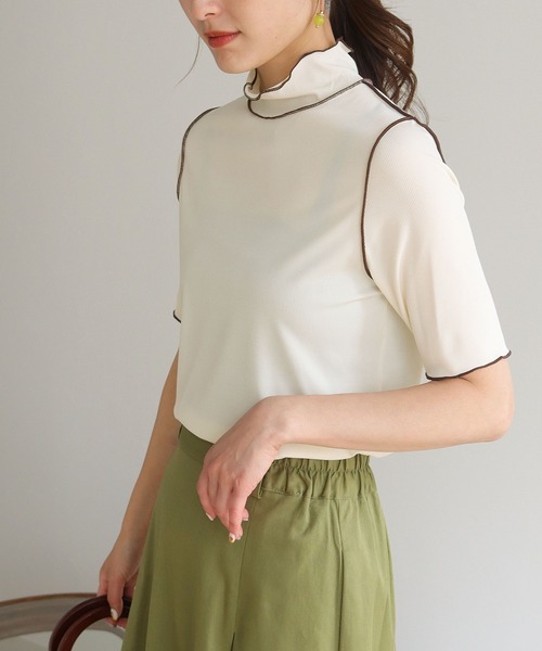 HER CLOSET(ハークローゼット)の「【HERCLOSET】メローステッチハーフスリーブリブカットソー(Tシャツ/カットソー・レディース・アイボリー/ホワイト/ブラック・M)」の2枚目の写真