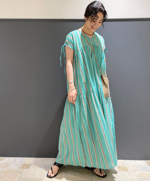 NOLLEY’S（ノーリーズ）の「ティアードマルチストライプワンピース（ワンピース・レディース・ブルー系その他7/グリーン系その他3・1/2）」の10枚目の写真