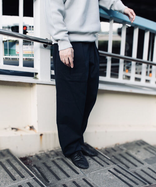 GLOSTER(グロスター)の「【GLOSTER/グロスター】ツータックチノトラウザーズ(チノパンツ・メンズ・ベージュ/ネイビー/オリーブ・SMALL/MEDIUM/LARGE)」の17枚目の写真