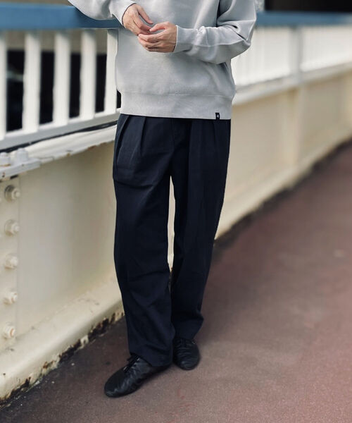 GLOSTER(グロスター)の「【GLOSTER/グロスター】ツータックチノトラウザーズ(チノパンツ・メンズ・ベージュ/ネイビー/オリーブ・SMALL/MEDIUM/LARGE)」の5枚目の写真