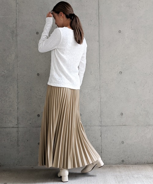 Per sist ence(パーシエンス)の「フクレジャガード ロングスリーブプルオーバー(Tシャツ/カットソー・レディース・ブラック/オフホワイト/アイボリー/グレー・FREE)」の12枚目の写真