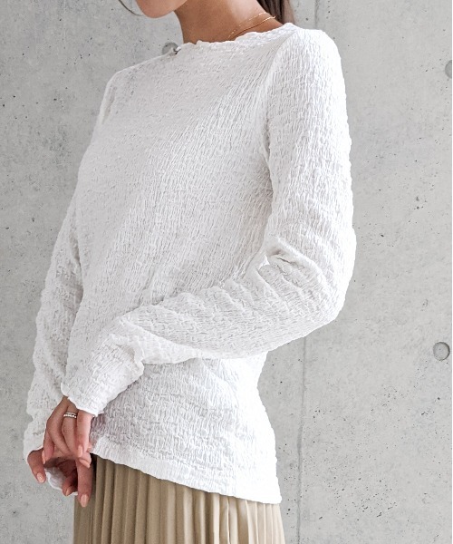 Per sist ence(パーシエンス)の「フクレジャガード ロングスリーブプルオーバー(Tシャツ/カットソー・レディース・ブラック/オフホワイト/アイボリー/グレー・FREE)」の15枚目の写真