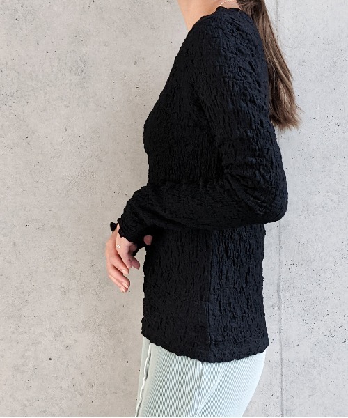 Per sist ence(パーシエンス)の「フクレジャガード ロングスリーブプルオーバー(Tシャツ/カットソー・レディース・ブラック/オフホワイト/アイボリー/グレー・FREE)」の20枚目の写真