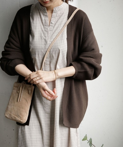 URBAN RESEARCH DOORS（アーバンリサーチドアーズ）の「チェックギャザースリーブワンピース（ワンピース・レディース・チャコールグレー/ライトグレー・ONE）」の22枚目の写真