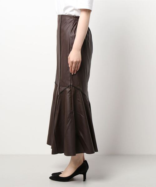 VENCEEXCHANGE（ヴァンスエクスチェンジ）の「【メディア紹介商品】合皮切り替えマーメイドスカート（スカート・レディース・ブラック/ブラウン・M）」の4枚目の写真