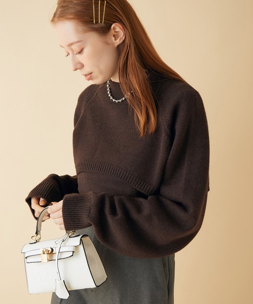 MADEMOISELLE ROPE'（マドモアゼル ロペ）の「【3WAY】ショートニット+パフスリーブニット（ニット/セーター・レディース・ダークブラウン/ピンク・38）」の3枚目の写真
