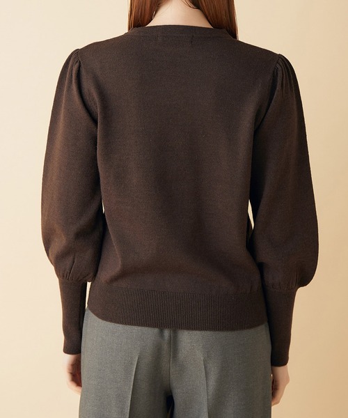 MADEMOISELLE ROPE'（マドモアゼル ロペ）の「【3WAY】ショートニット+パフスリーブニット（ニット/セーター・レディース・ダークブラウン/ピンク・38）」の4枚目の写真