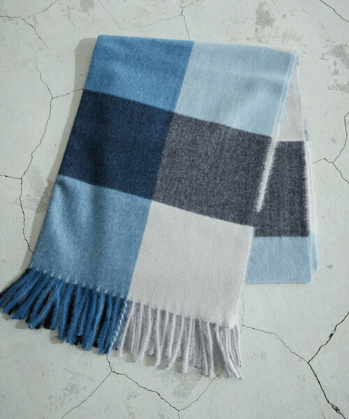 MONO COMME CA(モノコムサ)の「ブロックチェック ストール(ストール/ショール・レディース・ブラウン系/グリーン系/ネイビー系/ブルー系・FREE)」の21枚目の写真