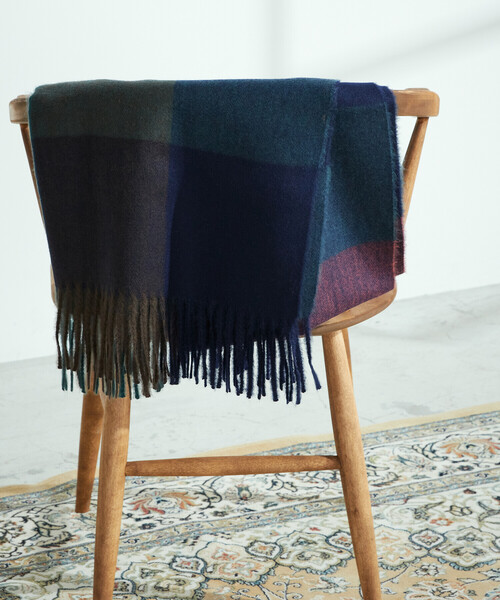 MONO COMME CA(モノコムサ)の「ブロックチェック ストール(ストール/ショール・レディース・ブラウン系/グリーン系/ネイビー系/ブルー系・FREE)」の18枚目の写真