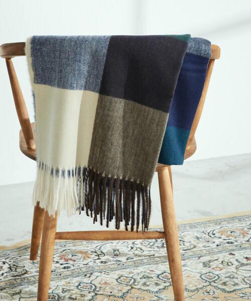 MONO COMME CA(モノコムサ)の「ブロックチェック ストール(ストール/ショール・レディース・ブラウン系/グリーン系/ネイビー系/ブルー系・FREE)」の16枚目の写真